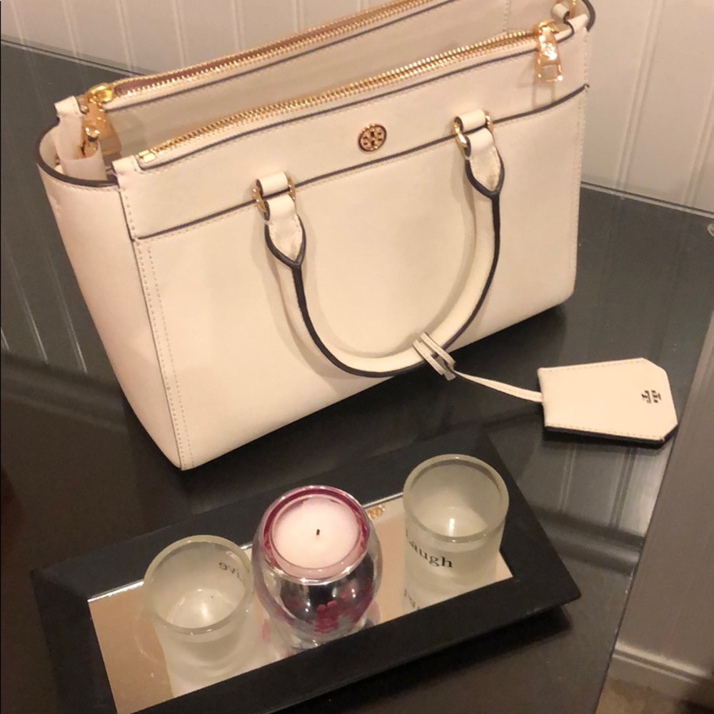 Tory Bur h White Cross Body